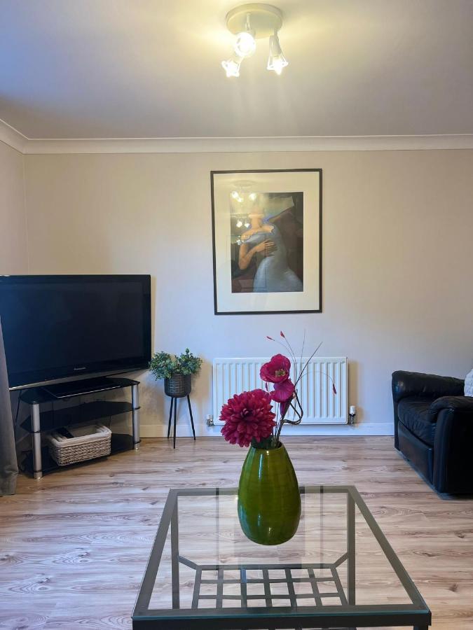 Edinburgh City Centre - Powderhall Modern Spacious 2 Bedroom Apartment With Free Parking Exterior foto